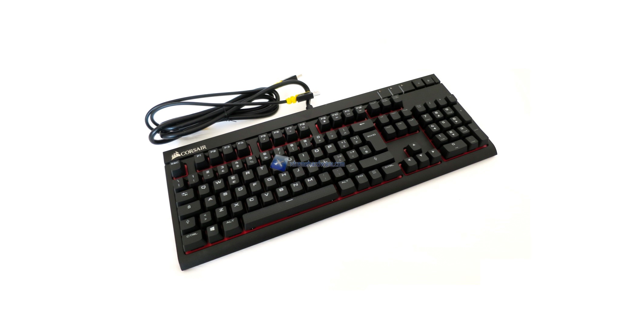 Corsair Gaming STRAFE 8